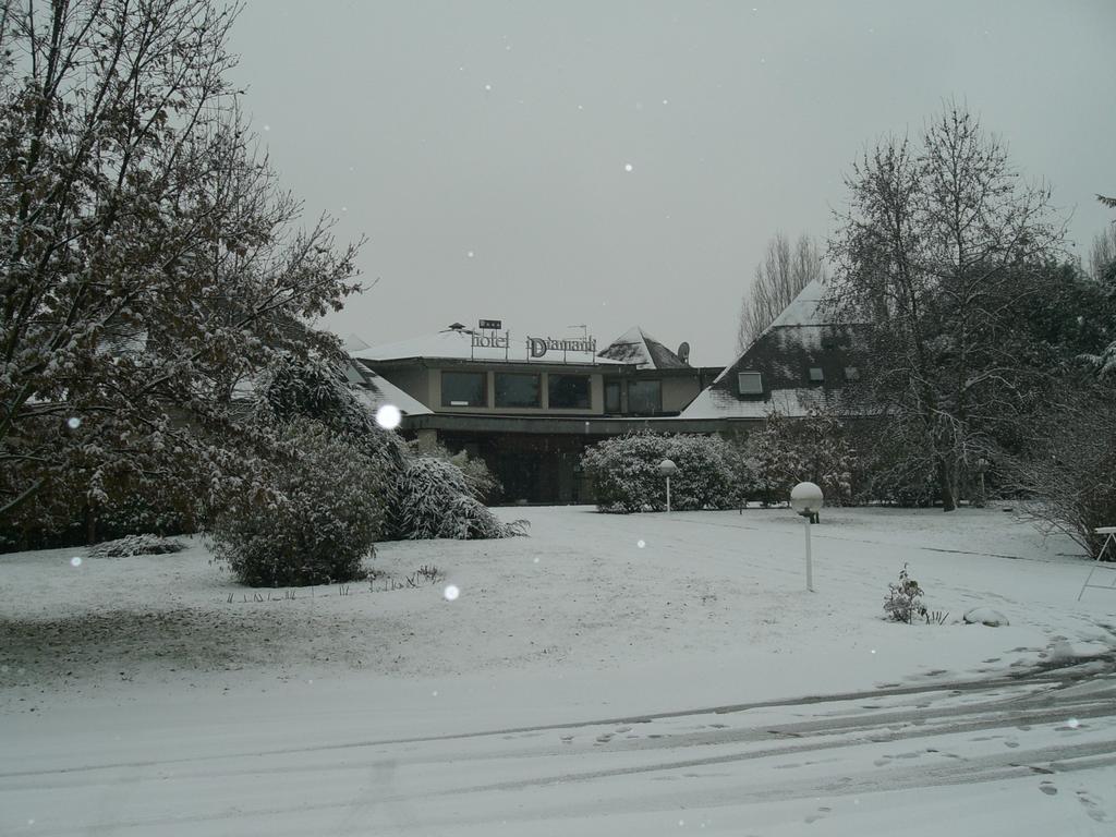 Hotel I Diamanti Garlasco Exterior photo